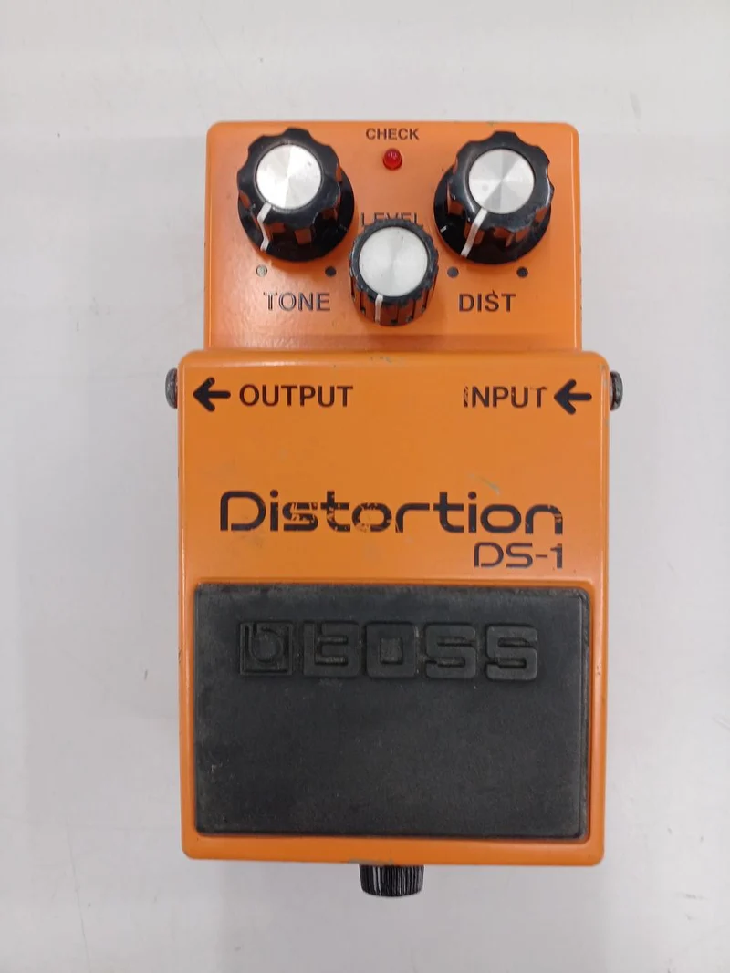 BOSS Effektpedal: DS-1