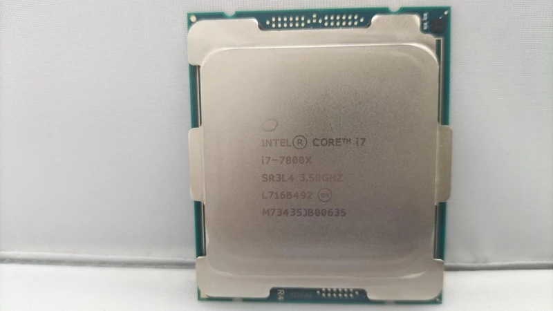 Intel Core i7-7800X CPU
