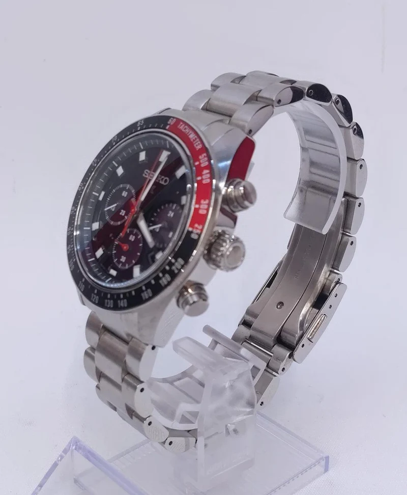 SEIKO Solar-Armbanduhr V192-0AH0