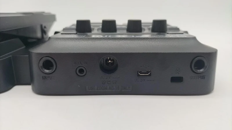 ZOOM Multi-Effekte G1X FOUR
