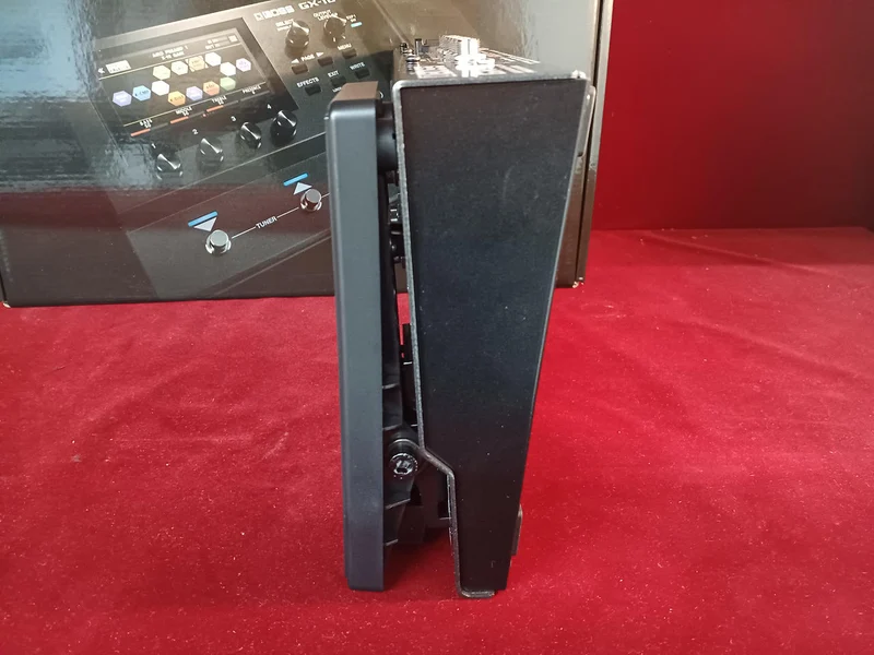 BOSS Multi-Effektgerät GX-10