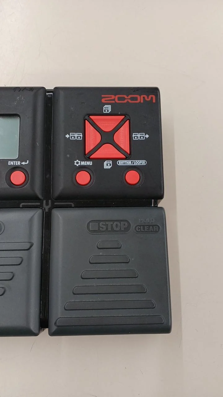 ZOOM Multi-Effektpedal B1ON