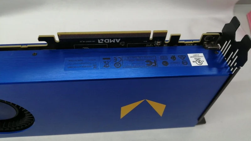 AMD-Grafikkarte: RADEON VEGA FRONTIER EDITION