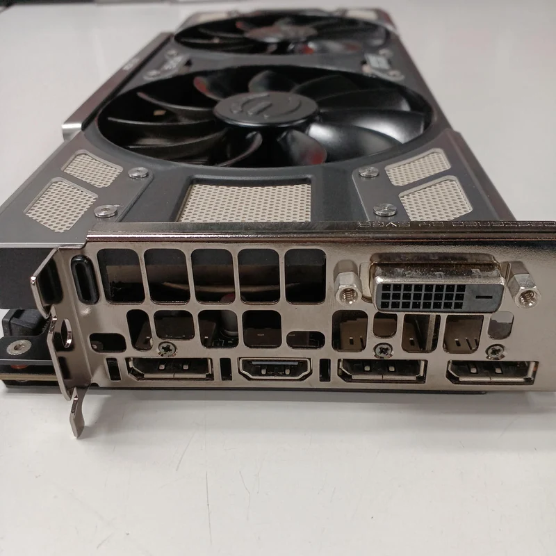 EVGA Grafikkarte GTX1070