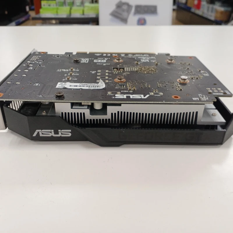 ASUS Grafikkarte: GTX1650-4GD6