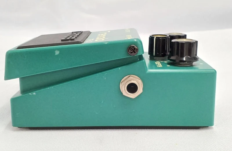 BOSS TR-2 Tremolo-Effektpedal