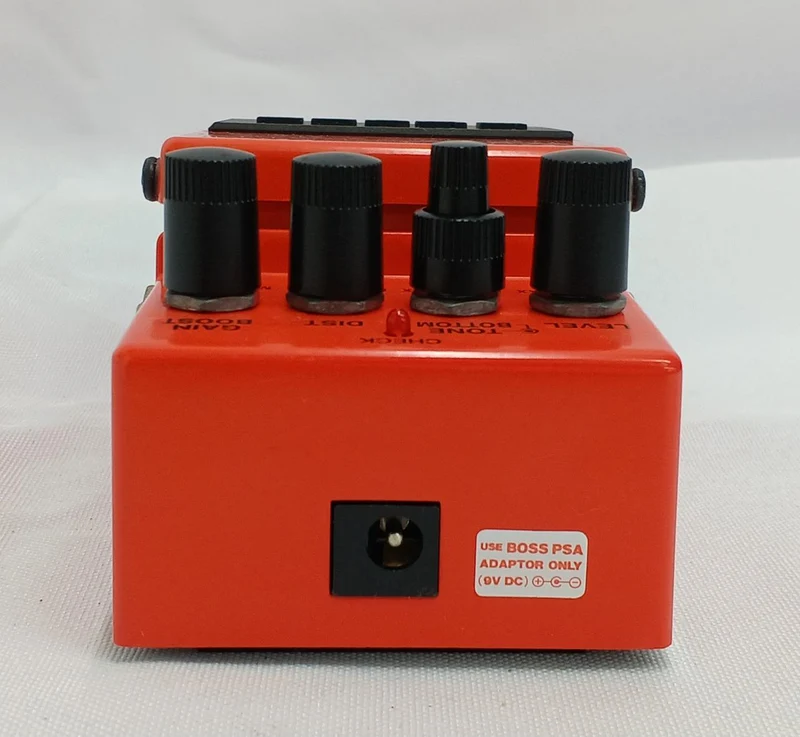 BOSS Distortion MD-2