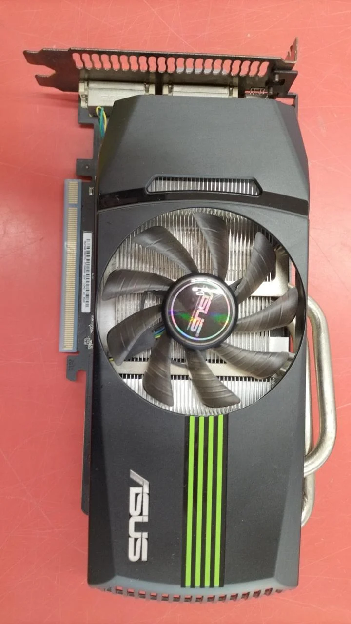 ASUS Grafikkarte GTX760-DC20C-2GD5