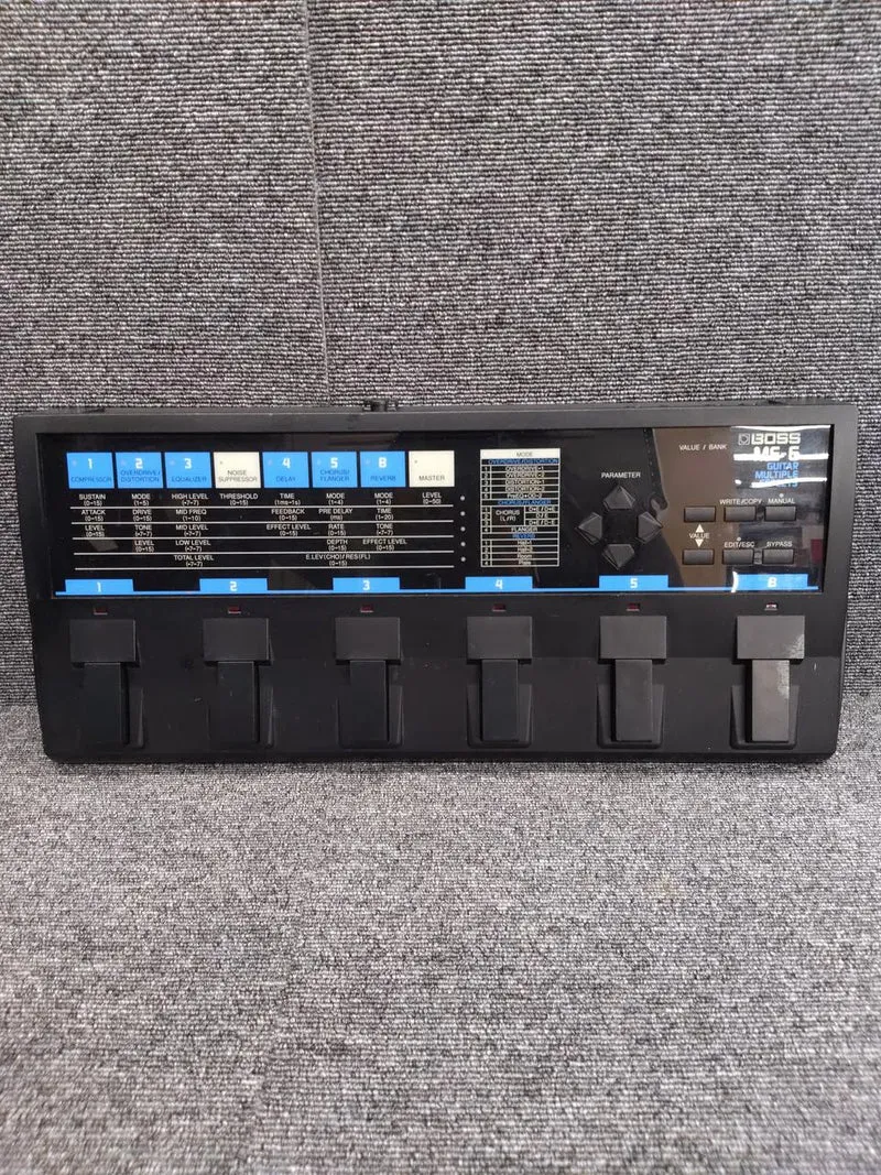 BOSS Multi-Effektpedal ME-6