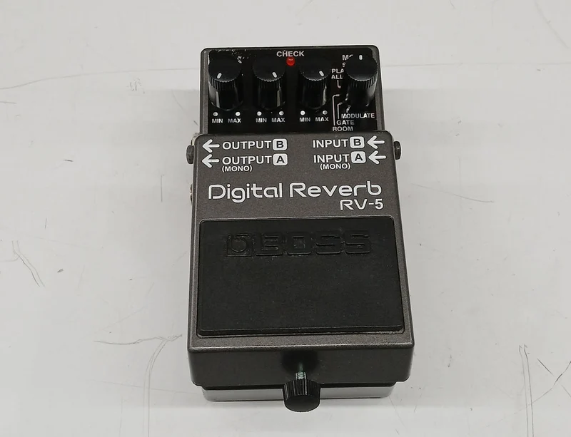 BOSS Effektpedal: RV-5