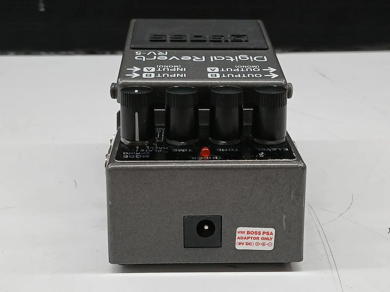 BOSS Effektpedal: RV-5