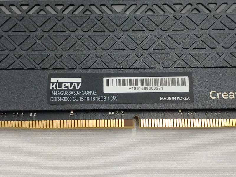 KLEVV DDR4-Speicher 32 GB IM4AGU88A30-FGGHMZ