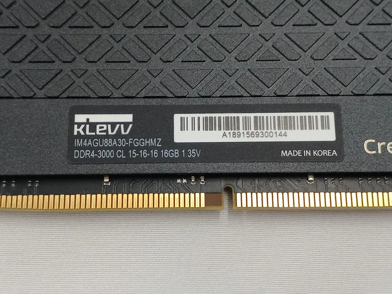 KLEVV DDR4-Speicher 32 GB IM4AGU88A30-FGGHMZ