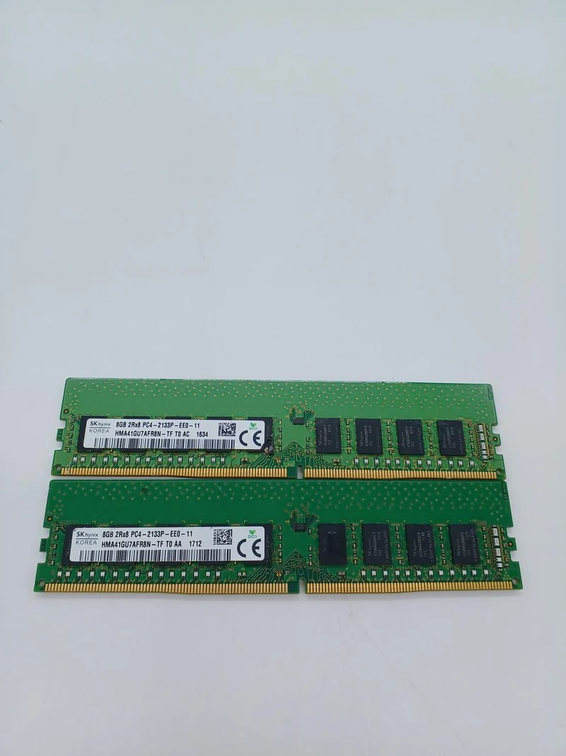 SK HYNIX Server-Speicher: 8 GB × 2 Discs HMA41GU7AFR8N-TF T0