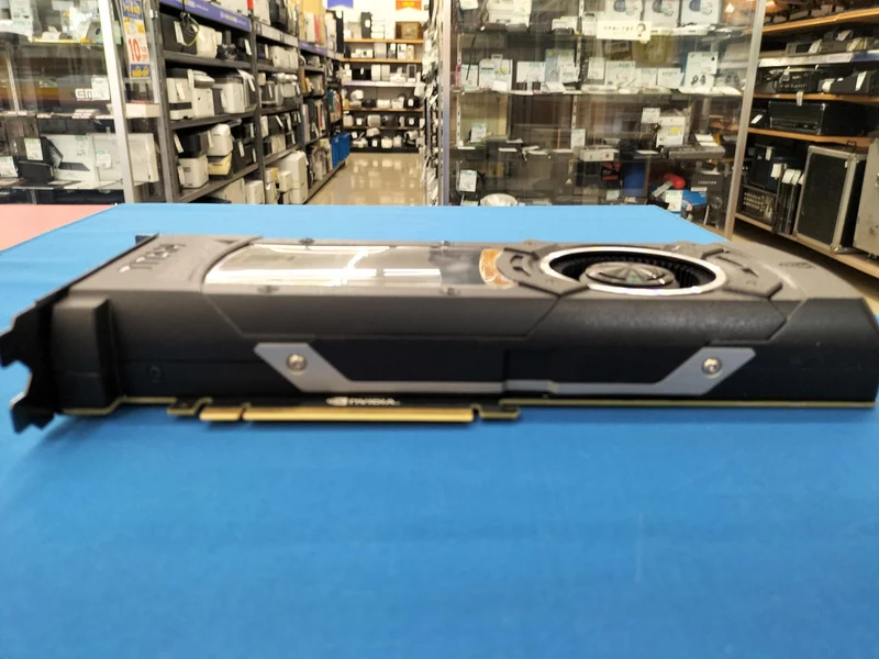 NVIDIA-Grafikkarte: NTITAN X12GD5