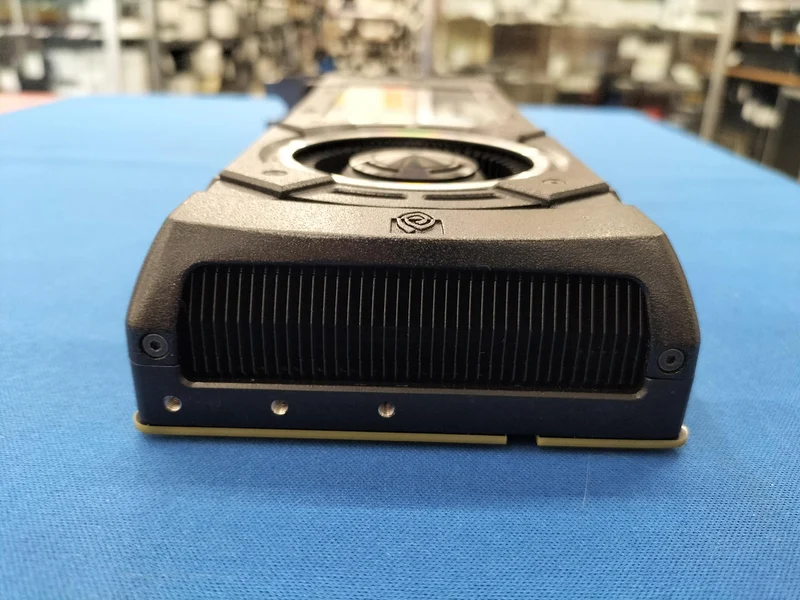 NVIDIA-Grafikkarte: NTITAN X12GD5