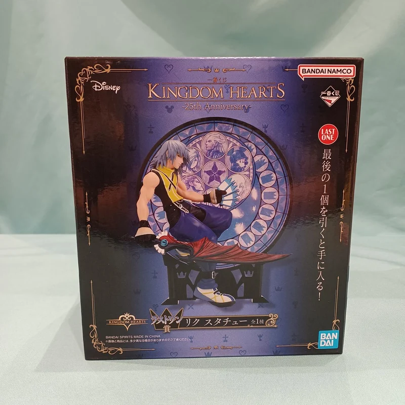 BANDAI 25th Anniversary Last One Award Rik Statue