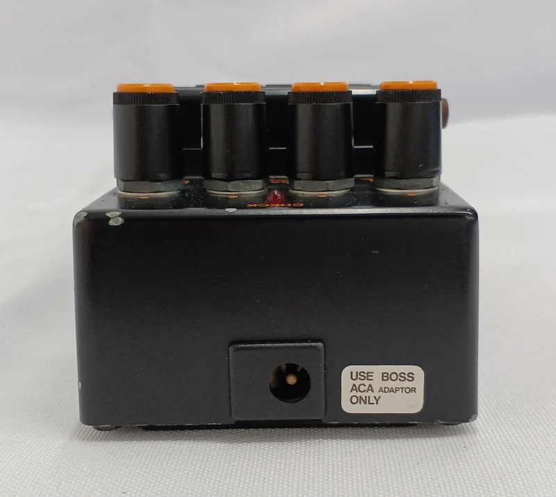 BOSS Effektpedal HM-2