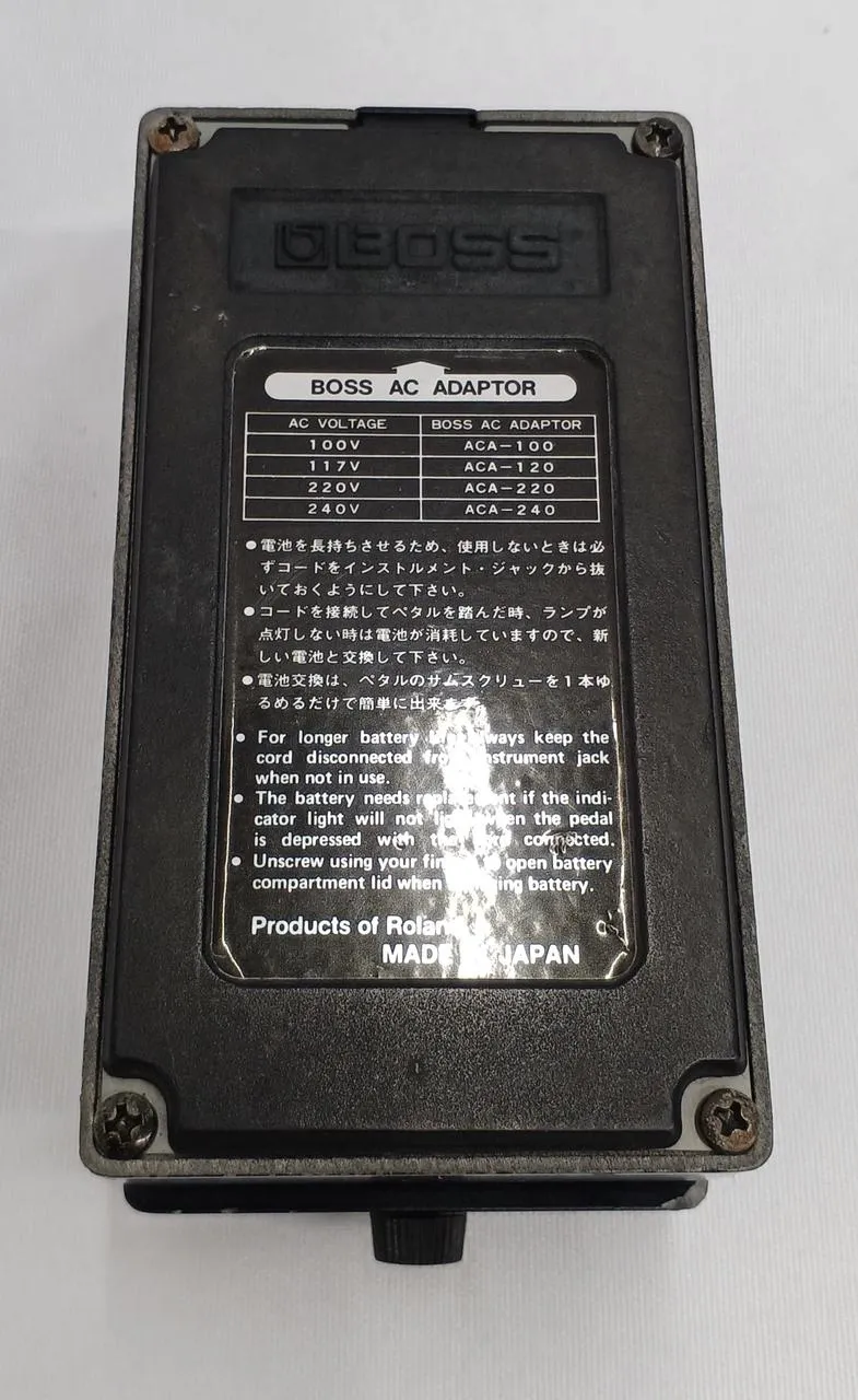 BOSS Effektpedal HM-2