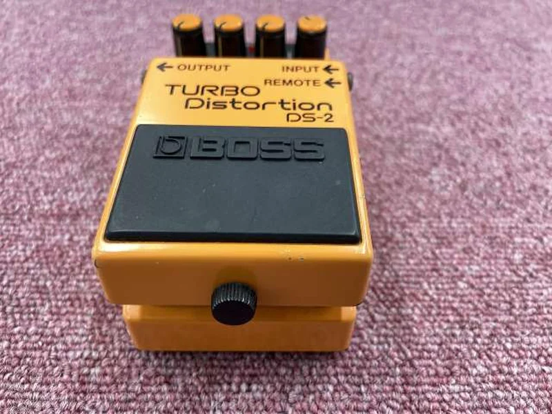 BOSS Distortion Effects DS-2
