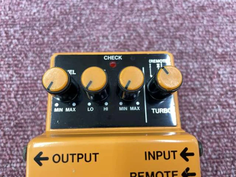 BOSS Distortion Effects DS-2