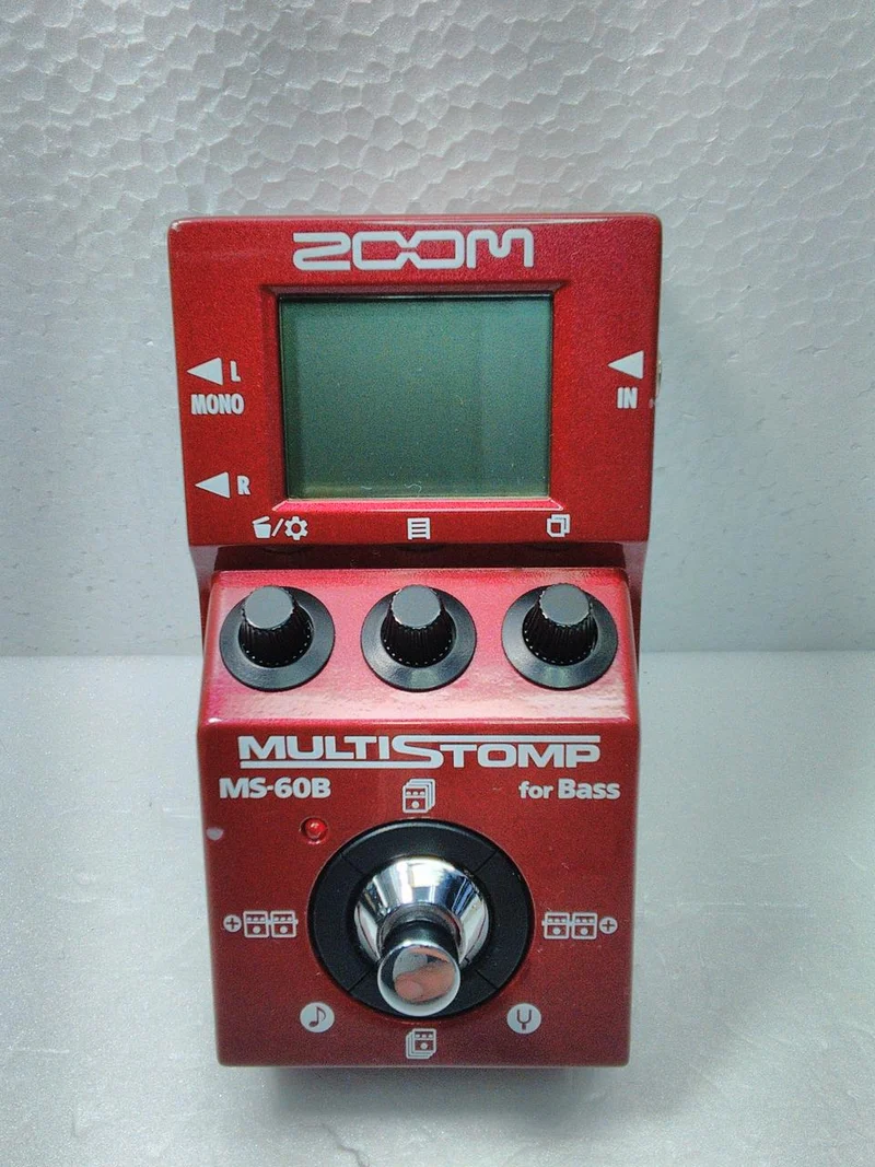 ZOOM Multi-Effektpedal MS-60B