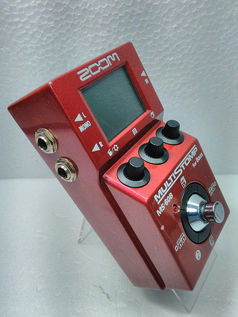 ZOOM Multi-Effektpedal MS-60B