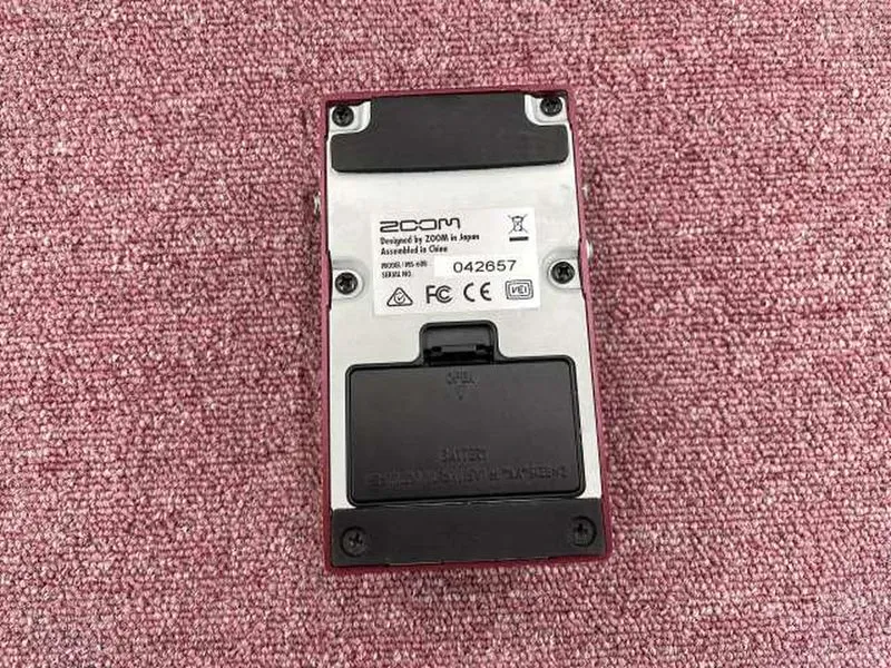 ZOOM Multi-Effektpedal MS-60B