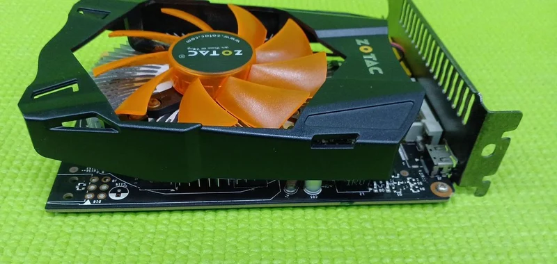 ZOTAC-Grafikkarte: GTX750 1 GB