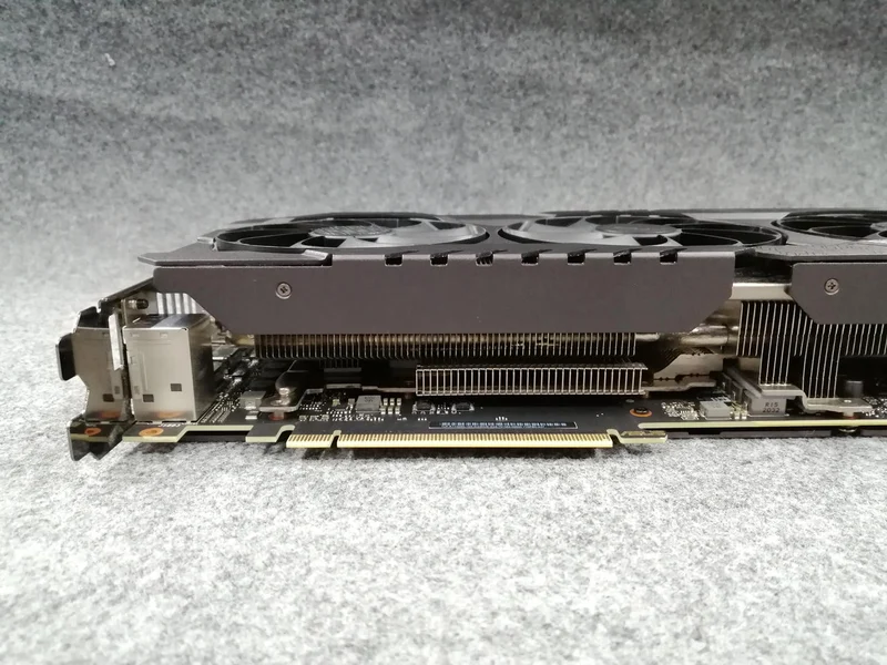 ASUS Grafikkarte: TUF-RTX3080-10G-GAMING