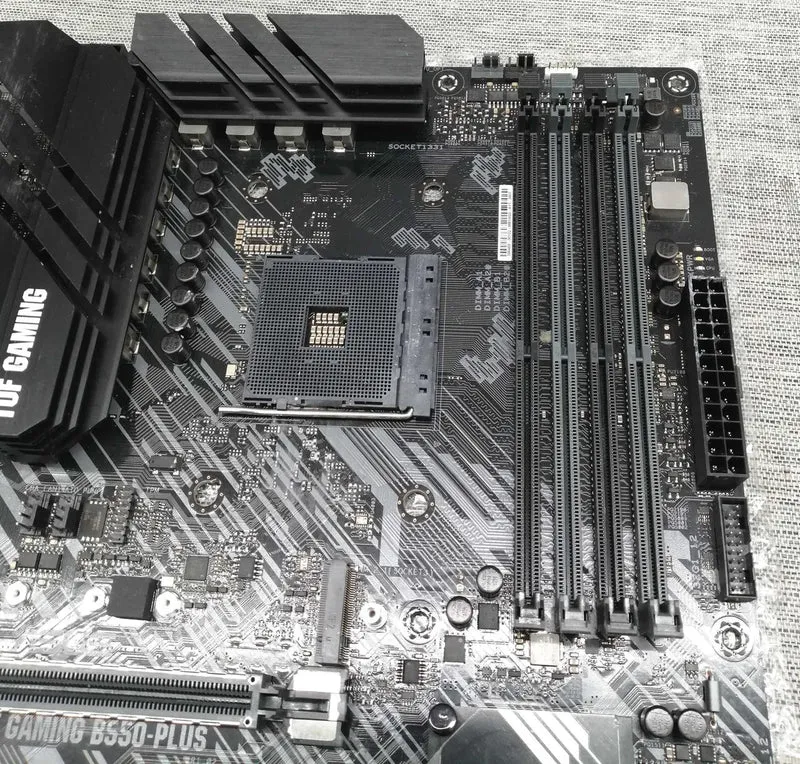 ASUS Motherboard TUF GAMING B550-PLUS