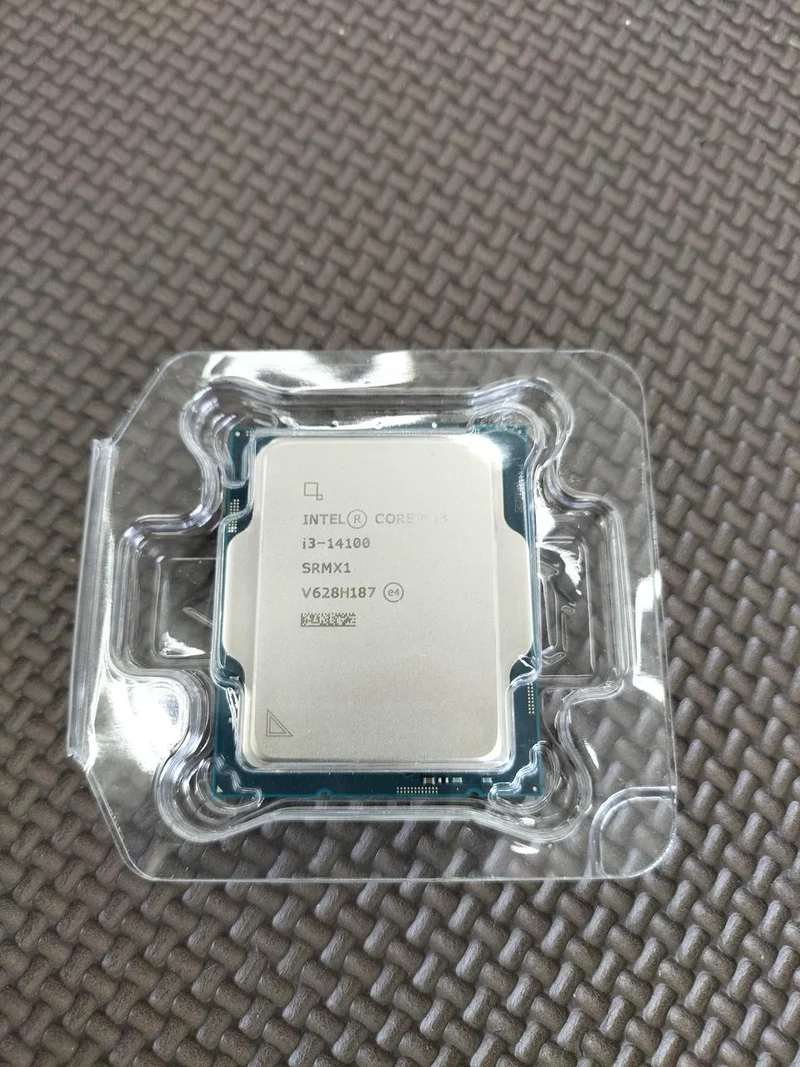 Intel CPU i3-14100