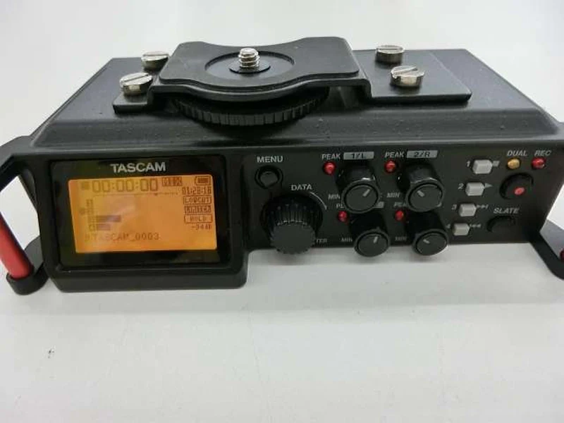 TASCAM PCM-Recorder DR-70D
