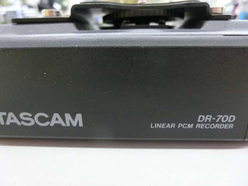 TASCAM PCM-Recorder DR-70D