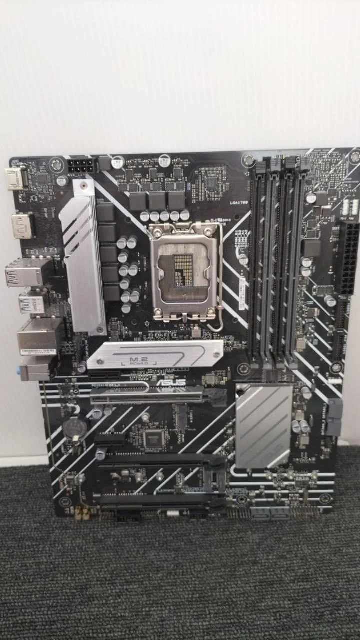 [SCHROTT] ASUS Motherboard PRIME H670-PLUS D4