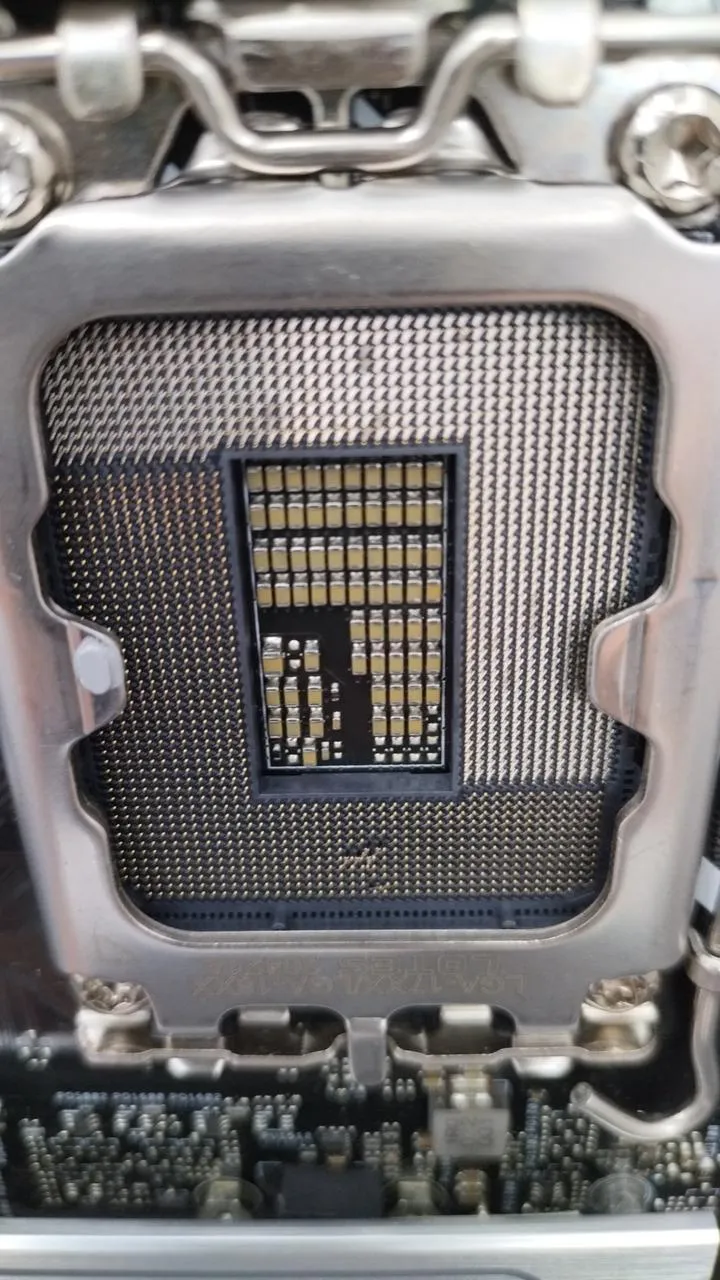 [SCHROTT] ASUS Motherboard PRIME H670-PLUS D4