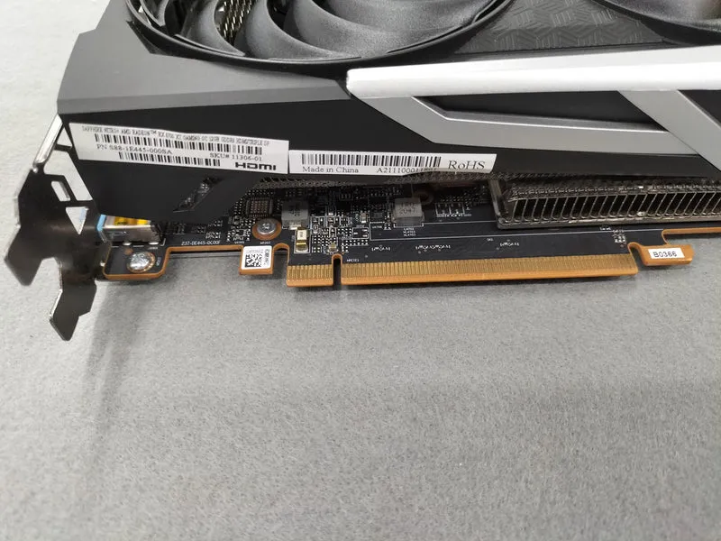 SAPPHIRE-Grafikkarte: AMD RADEON RX6700XT GAMING 12G