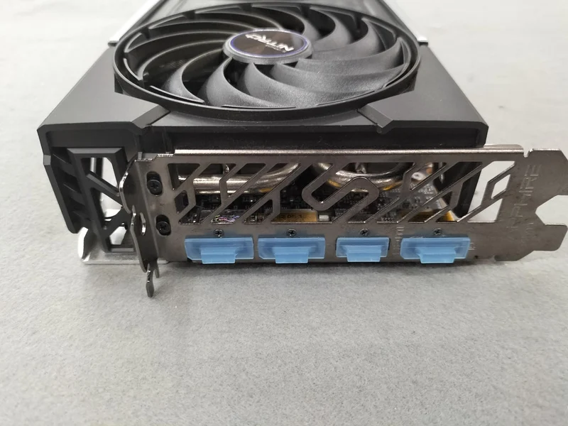 SAPPHIRE-Grafikkarte: AMD RADEON RX6700XT GAMING 12G