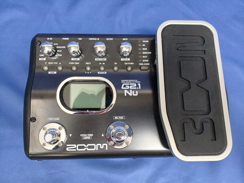 ZOOM Multi-Effektpedal G2.1NU