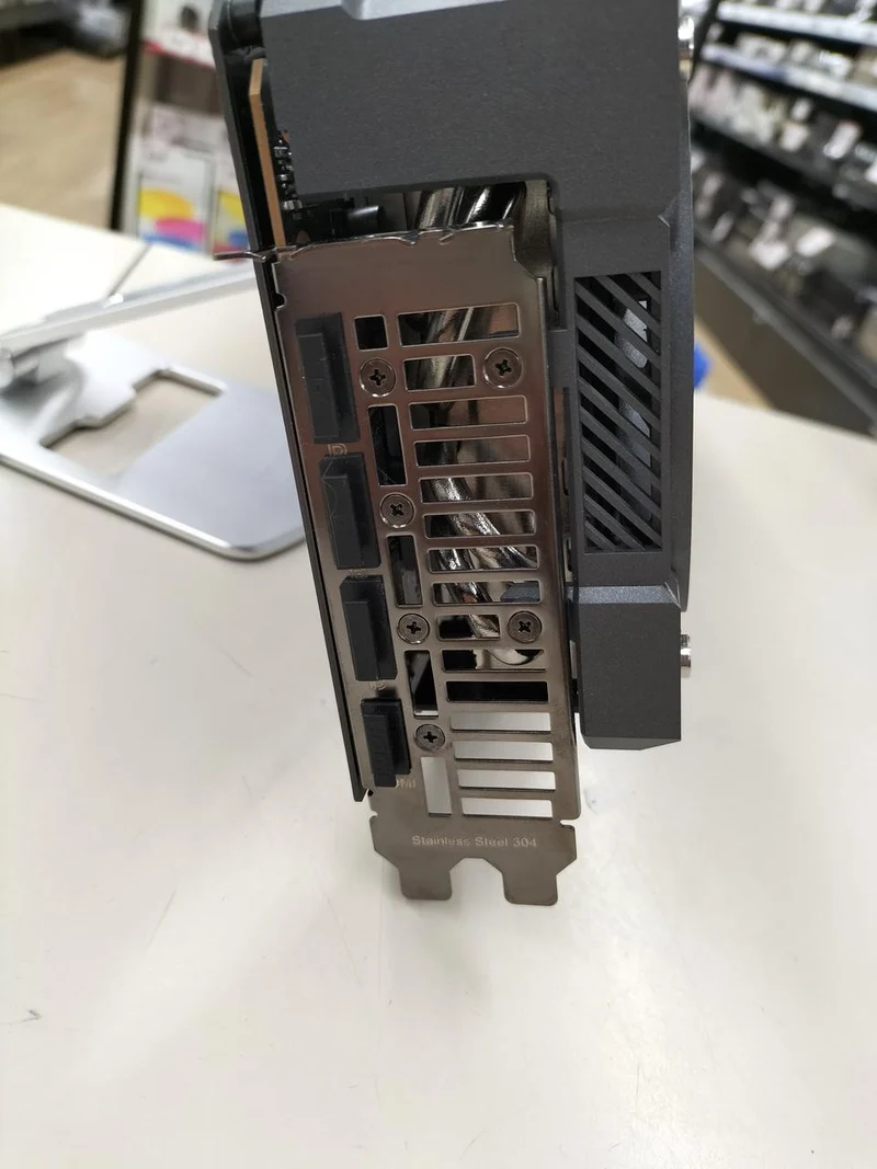 ASUS Grafikkarte: TUF-RX9070-O16G-GAMING