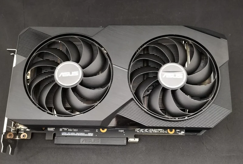 ASUS PCI-EXPRESS Bus-kompatible ATI-Grafikkarte DUAL-RT6600-8G-V2