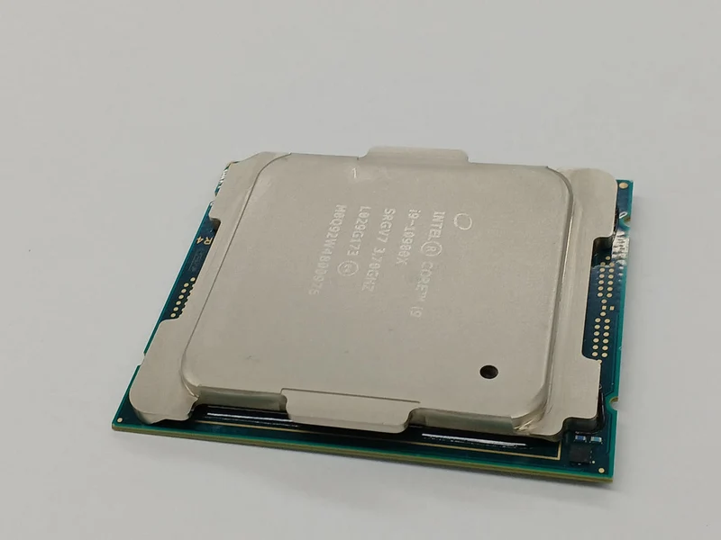 Intel Core i9-10900X CPU
