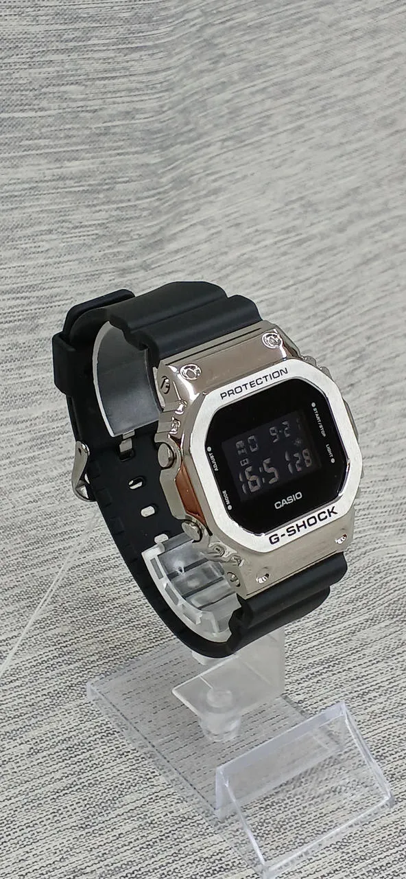 CASIO G-SHOCK GM-5600-1JF