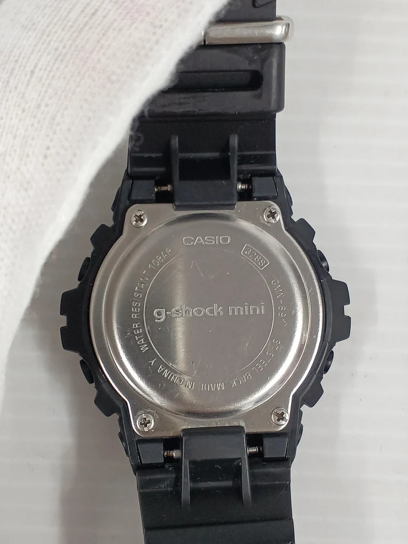 CASIO G-SHOCK MINI gmn-691 Fehlfunktion der schwarzen Lichttaste