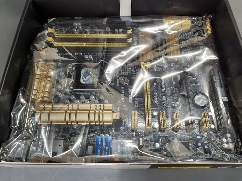 ASUS Mainboard: Z87-PRO