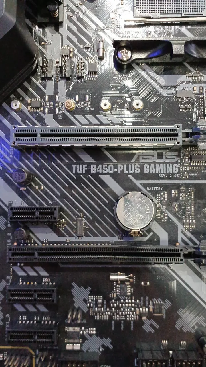 ASUS Motherboard TUF B450-PLUS GAMING