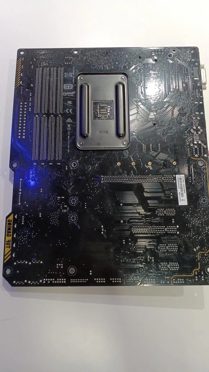ASUS Motherboard TUF B450-PLUS GAMING