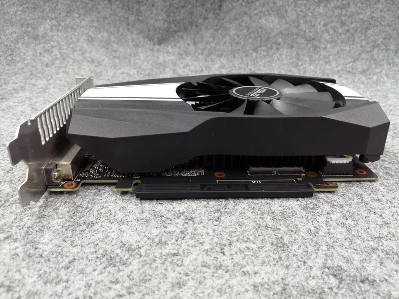 ASUS-Grafikkarte: PH-GTX1660S-O6G