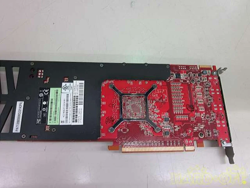 AMD-Grafikkarte: FIREPRO W7000 4 GB