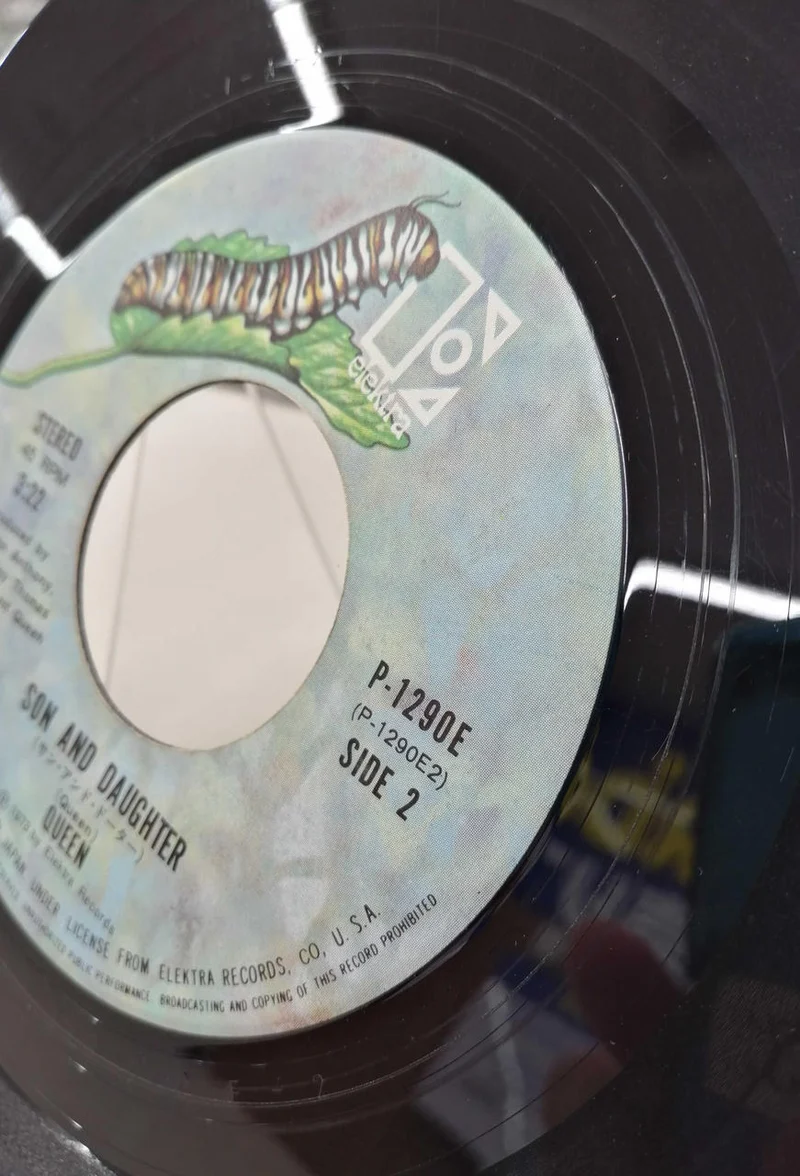ELEKTRA Flame of Rock 'n' Roll / QUEEN P-1290E